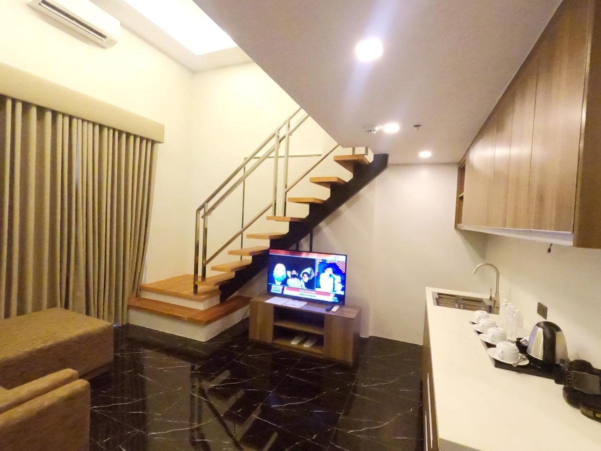 El Vistra Hotel Angeles Bagian luar foto