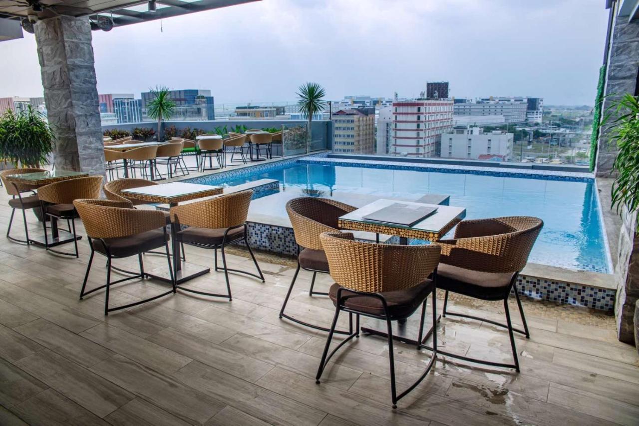 El Vistra Hotel Angeles Bagian luar foto